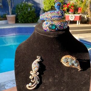 Vintage Multicolor Peacock Jewelry Set (set of 3)